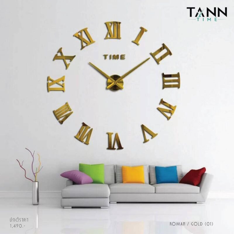 A clock that is on display

Description automatically generated